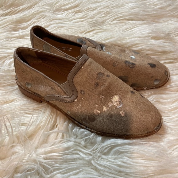 Trask Ali Acid Washed Silver And Tan Polkadot Cowhair Loafers Sz 7 (runs small) - Picture 8 of 9